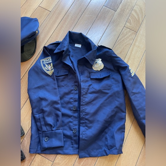 Girls Deluxe Police Officer Spirit of Halloween Size Medium Costume - Picture 5 of 7